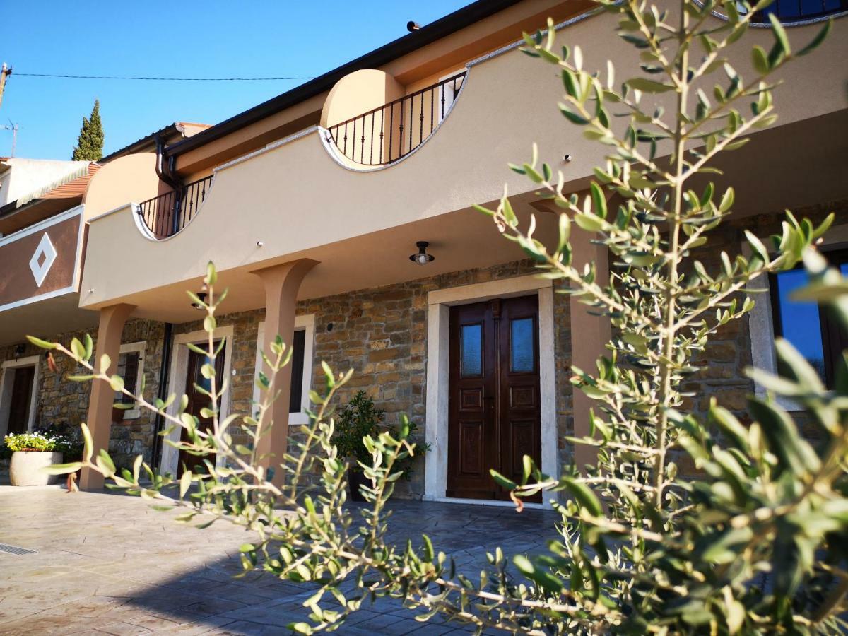 Apartments Gea Lucija Zewnętrze zdjęcie